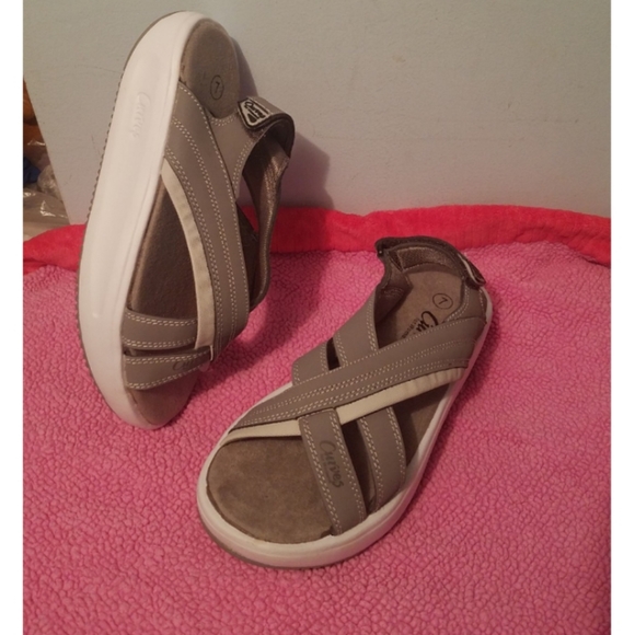 Curves Shoes - Curves For Women Cross Strap Toning Sandal Sz 7
